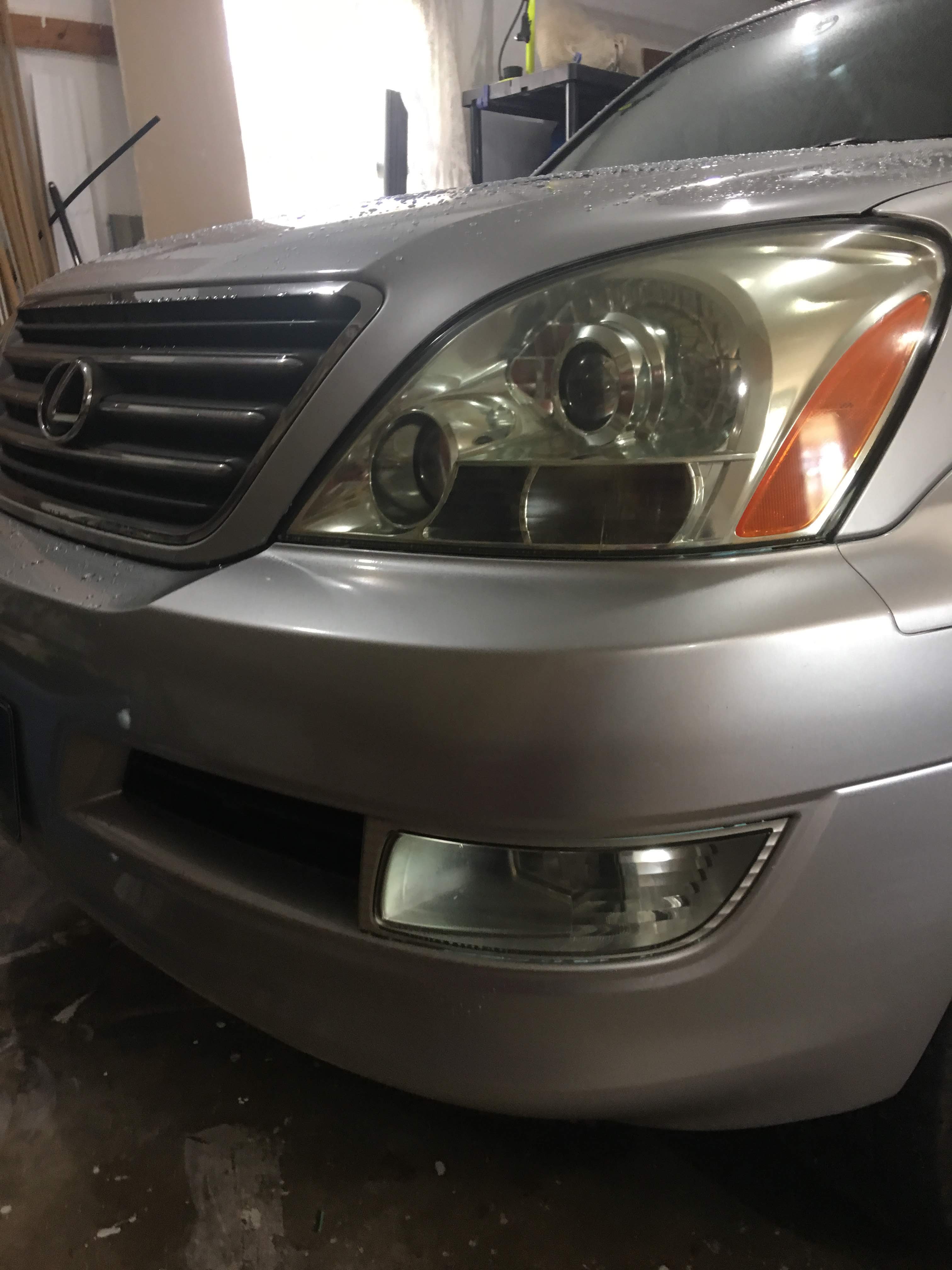 Clean Headlights